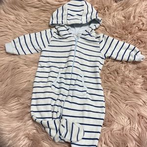 Baby Outfit / Sleeper with hood